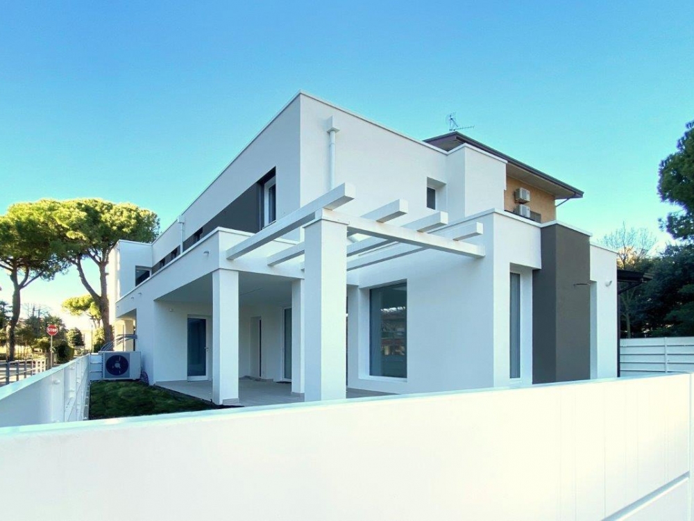 Foto Nuova Villa design